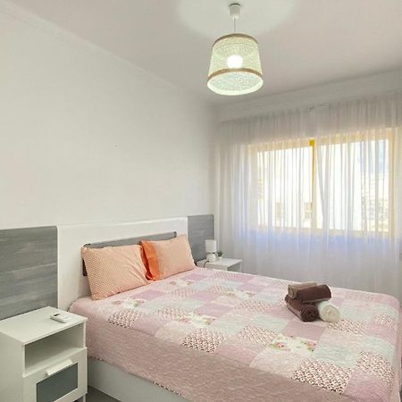 Quarteira Frente Praia II By Homeslow Rentals Екстериор снимка